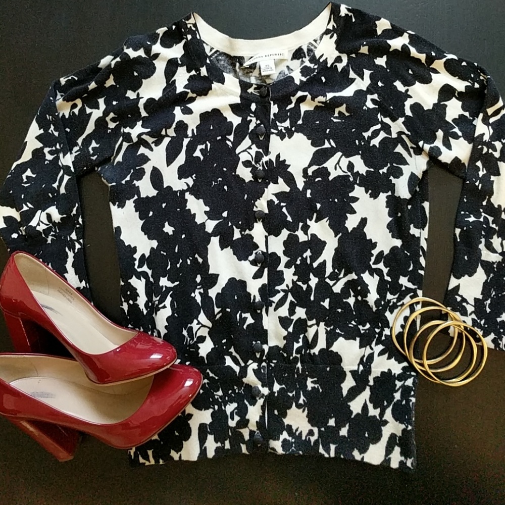 Banana Republic floral cardigan